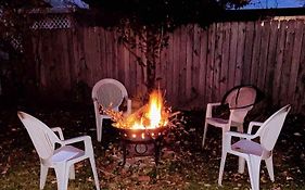 Rj'S Retreat With Fire Pit